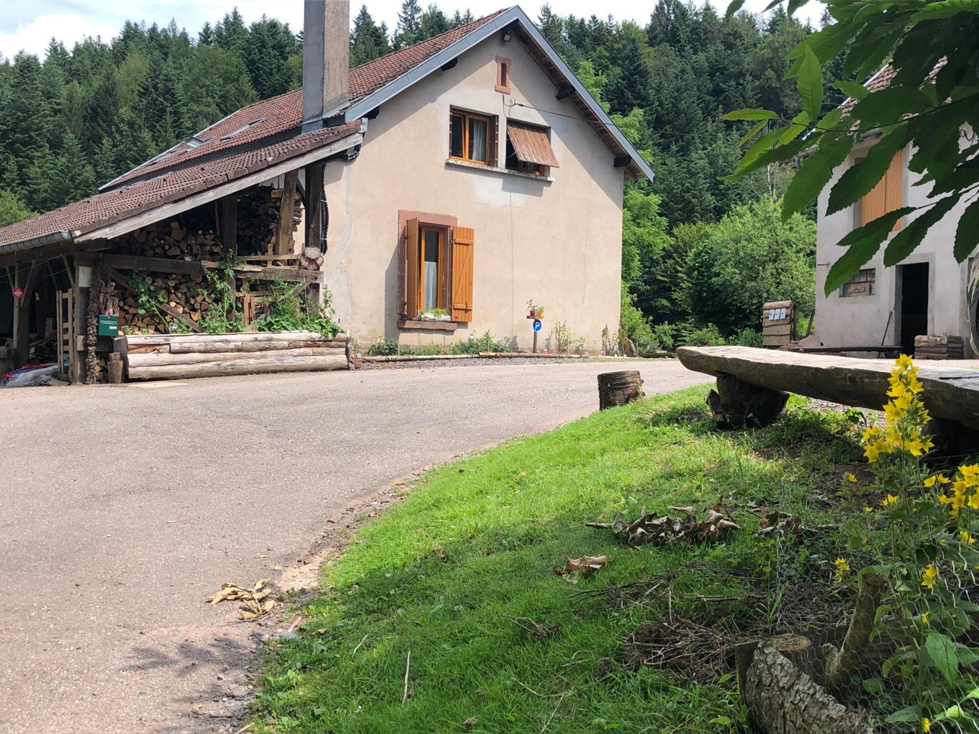 A L'Oree De Soi - Maison Forestiere De La Soie - Eco Gite, Chambres D'Hotes, Camping Au Pied Des Vosges Saint-Sauveur  Екстериор снимка